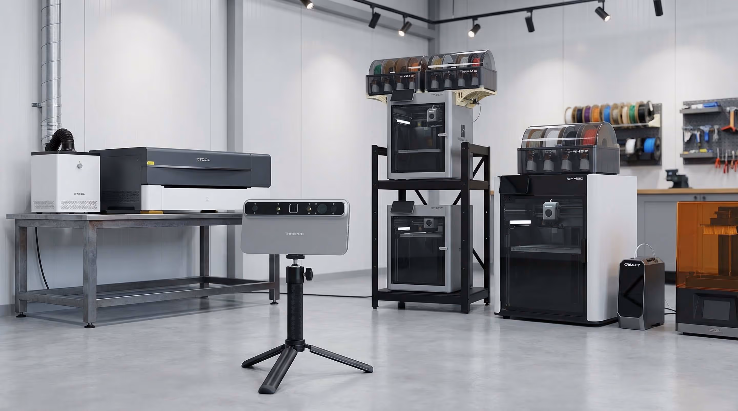 Maschinenpark von 3Dekorativ – 3D-Drucker und Lasergravur-Geräte